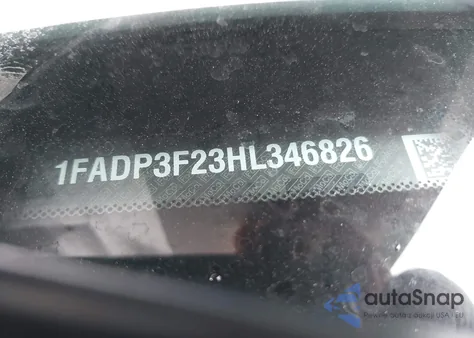 2017 Ford Focus Se z USA, uszkodzony, nr VIN 1FADP3F23HL346826